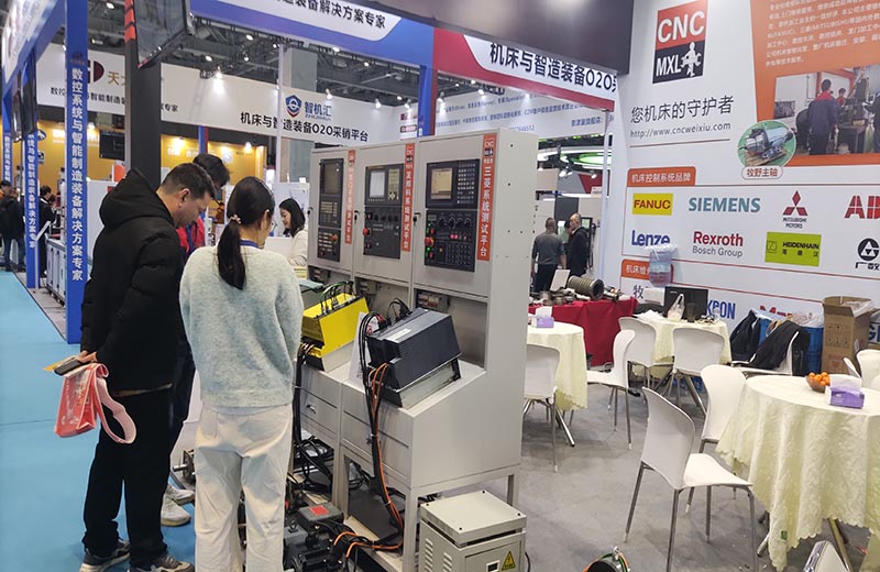 ?德馬吉機(jī)床維修：以匠心赴約，讓每一臺設(shè)備重?zé)ㄐ律? title=